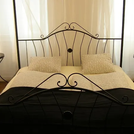 Апартаменты Apartman U Male Strany
